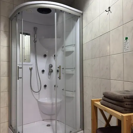 Park Am Schweriner See, Schwerin, Cleaning Included Apartment *